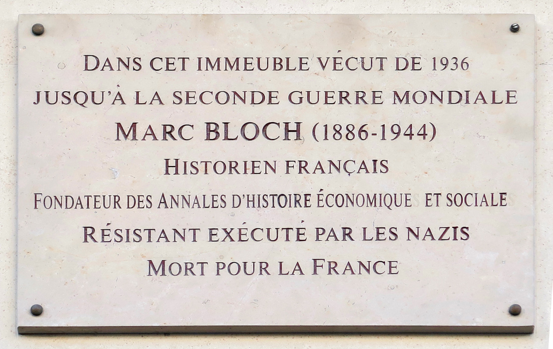 Bloch memorial plaque on Rue de Sèvres in Paris